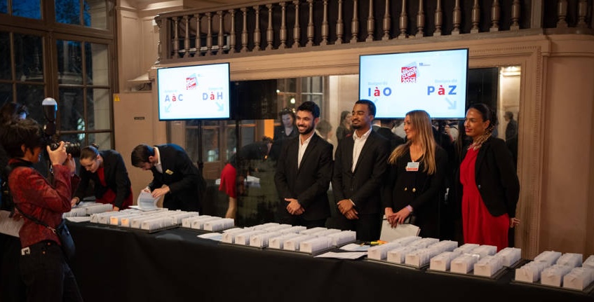 hôtes et hôtesses d’accueil événementiel (2)